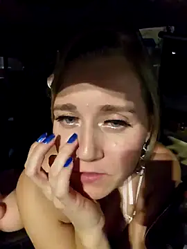 SkyelarSommer online show from February 13, 2025, 5:01 pm