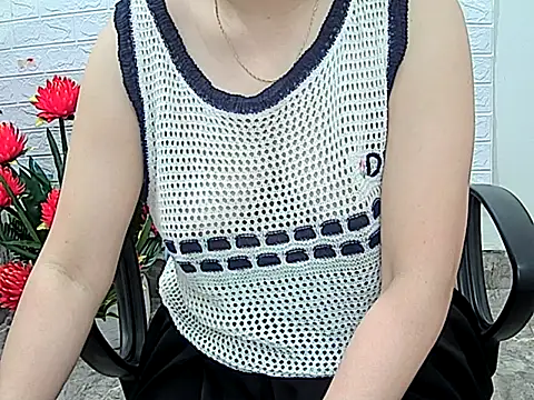 Jasmine798 online show from March 14, 2025, 12:10 am