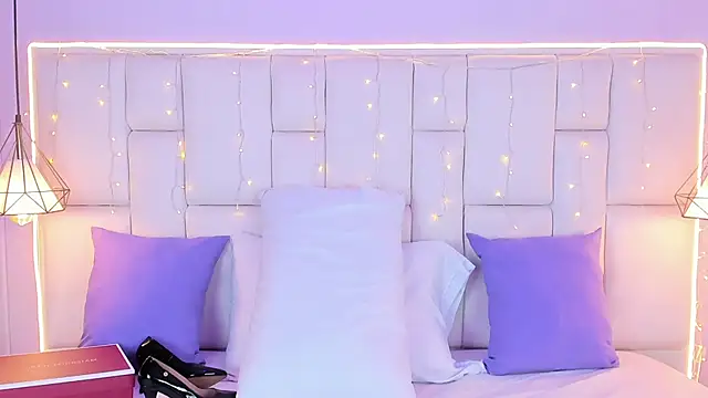 SarahSophia  online show from September 10, 2025, 11:32 am