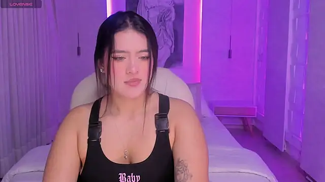 Snapshot of nathalie_rivers chatting on November 7, 2025, 10:59 am nathalie rivers online show from November 7, 2025, 10:59 am