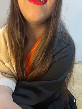 Mayacrayzi online show from February 3, 2025, 8:57 am