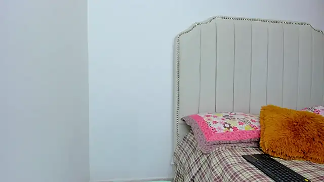 Hanna86 online show from February 23, 2025, 1:13 am