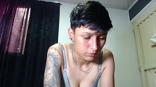 Tamarahryan online show from February 22, 2025, 6:08 pm