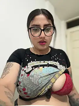 croftsmila online show from February 27, 2025, 4:20 am