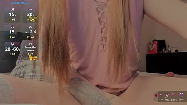 SaraGoddess online show from March 18, 2026, 2:09 pm