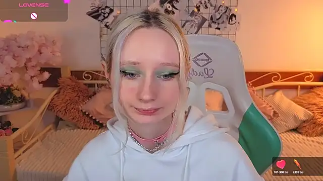 Katia Kim online show from February 17, 2026, 6:43 am