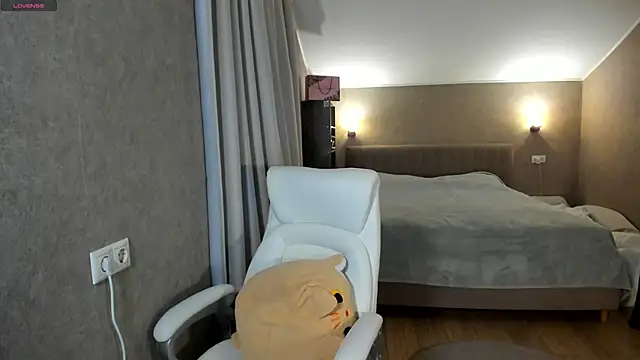 Your Wet Desire online show from April 16, 2026, 2:56 am