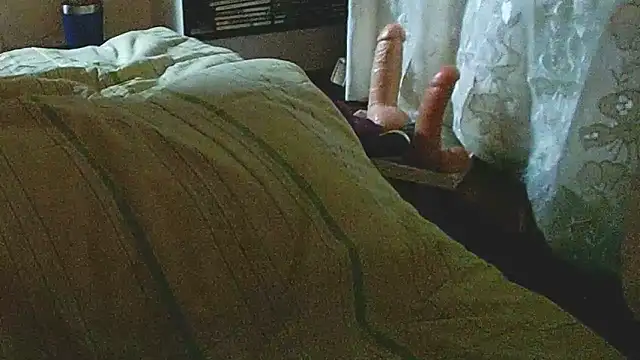 liandragostosa online show from May 15, 2026, 11:12 pm