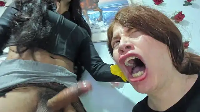 latintransbigcum online show from July 12, 2026, 11:51 pm