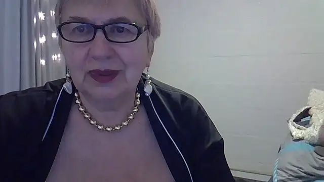 Snapshot of SweetCherry27 chatting on January 16, 2026, 7:23 am SweetCherry27 online show from January 16, 2026, 7:23 am