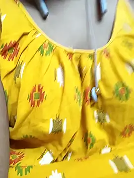 Snapshot of Sophiaboudi chatting on January 7, 2025, 6:03 pm Sophiaboudi online show from January 7, 2025, 6:03 pm