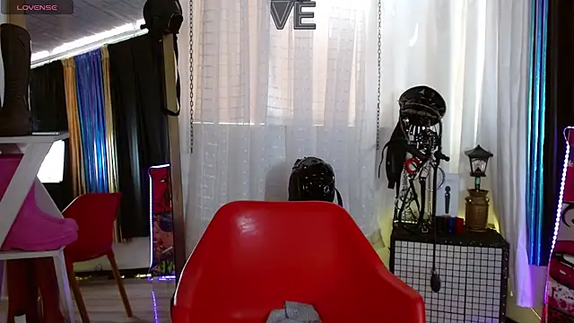 LatexDevil Blondie online show from January 13, 2025, 4:19 pm