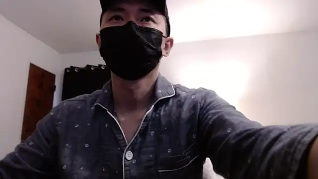 twbobo00715 online show from March 22, 2026, 4:10 pm