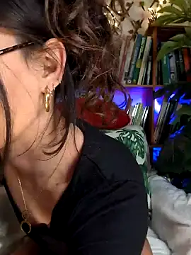 Snapshot of Naughty-Jessie chatting on January 28, 2025, 10:12 pm Naughty-Jessie online show from January 28, 2025, 10:12 pm