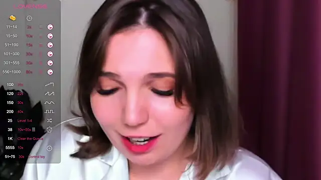 KindHazelHere  online show from March 5, 2025, 7:17 pm