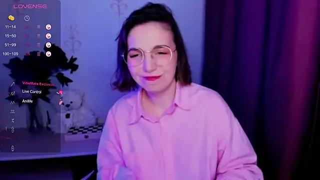 KindHazelHere  online show from November 21, 2025, 7:34 pm