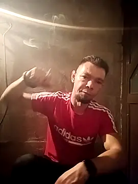 Snapshot of Medelin92 chatting on December 14, 2025, 8:02 pm Medelin92 online show from December 14, 2025, 8:02 pm