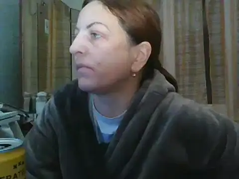 Snapshot of ShawnaAdams chatting on February 14, 2025, 5:03 pm ShawnaAdams online show from February 14, 2025, 5:03 pm