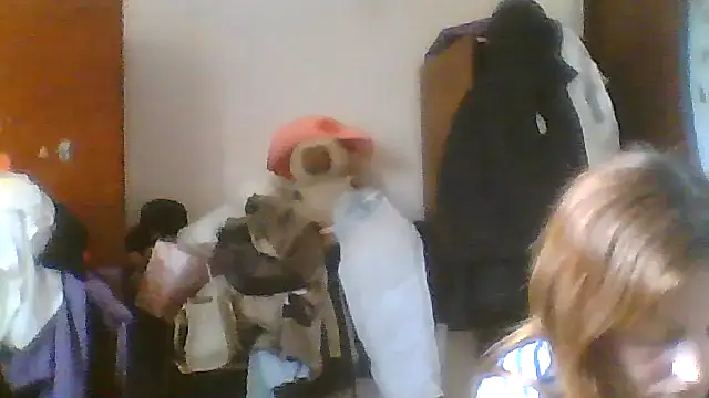 ShawnaAdams online show from May 19, 2026, 4:24 pm