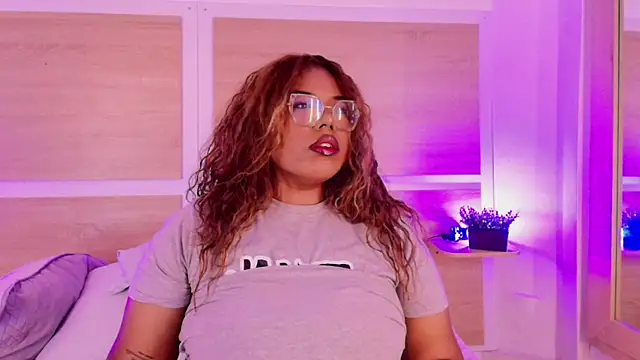  nickypurple  online show from May 28, 2026, 6:38 pm