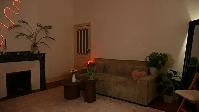 denise sweetbunny online show from March 2, 2026, 6:15 pm