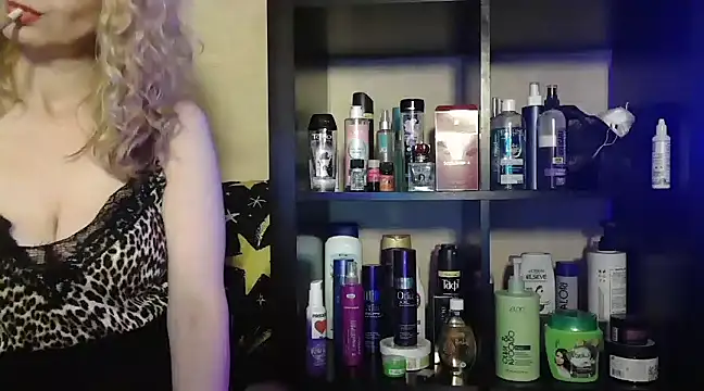 Natasha Nannette online show from January 29, 2025, 5:02 pm