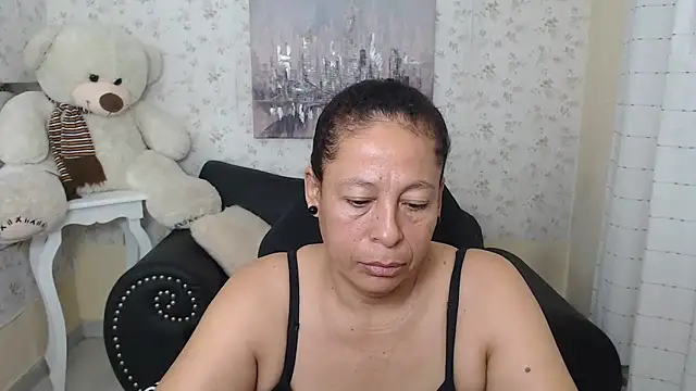 mature martina online show from April 18, 2026, 9:57 am
