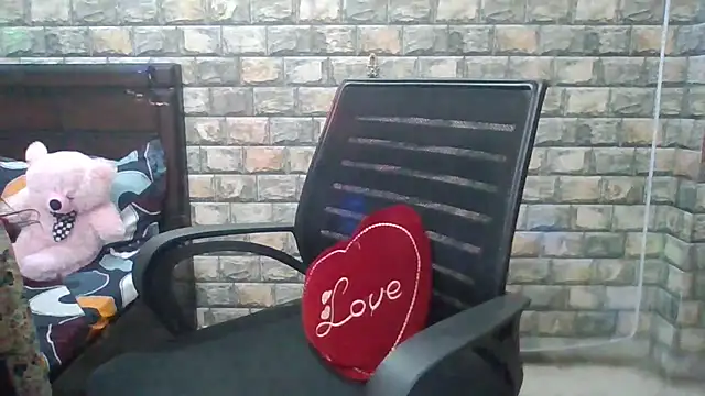 Sexy iknoor online show from November 16, 2025, 4:40 am