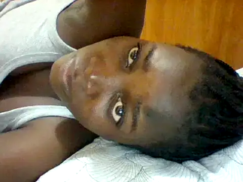 Snapshot of Alessandrajenna chatting on March 12, 2025, 3:40 pm Alessandrajenna online show from March 12, 2025, 3:40 pm