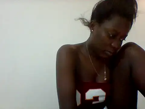 Snapshot of Alessandrajenna chatting on February 10, 2026, 5:39 pm Alessandrajenna online show from February 10, 2026, 5:39 pm