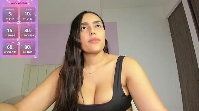 Snapshot of Mhia_palmer chatting on February 14, 2025, 3:43 am Mhia palmer online show from February 14, 2025, 3:43 am