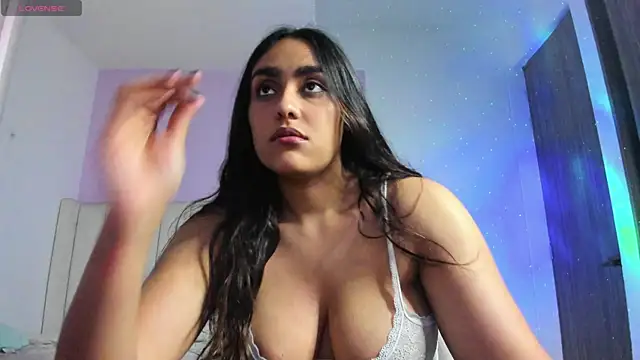 Snapshot of Mhia_palmer chatting on September 11, 2025, 10:59 am Mhia palmer online show from September 11, 2025, 10:59 am