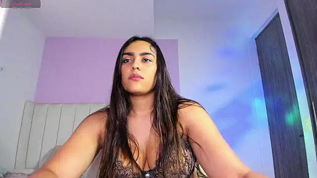 Snapshot of Mhia_palmer chatting on September 12, 2025, 11:54 am Mhia palmer online show from September 12, 2025, 11:54 am