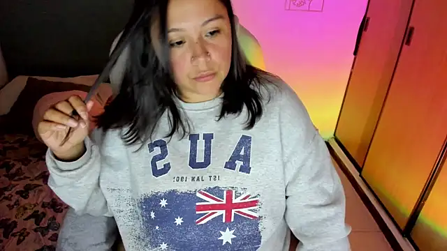 bigbooty-30 online show from November 19, 2025, 11:38 pm