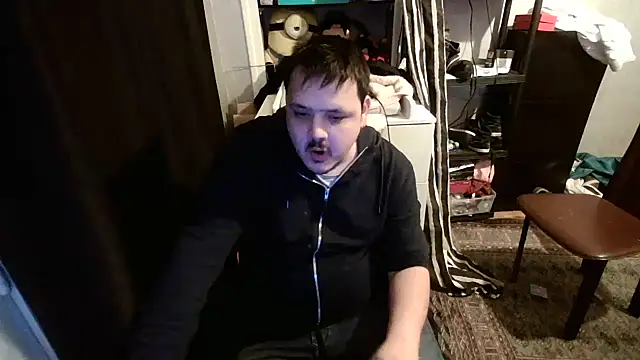 Snapshot of Bebemickey75 chatting on February 26, 2025, 1:32 am Bebemickey75 online show from February 26, 2025, 1:32 am