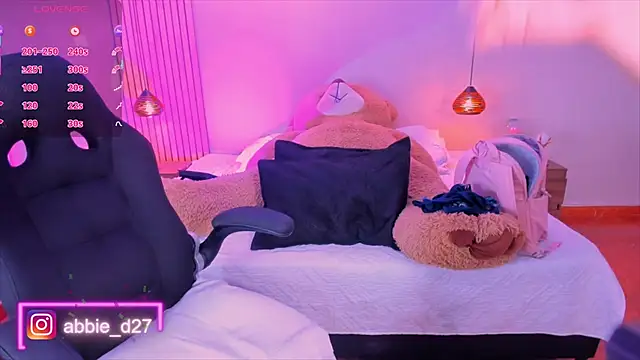 AbbieEdmond online show from November 15, 2025, 4:10 am