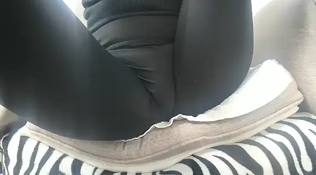 Snapshot of Web_Lady chatting on February 8, 2025, 12:50 pm Web Lady online show from February 8, 2025, 12:50 pm