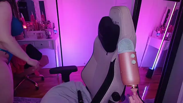 Snapshot of rachelbrooksxx chatting on January 18, 2026, 8:23 pm rachelbrooksxx online show from January 18, 2026, 8:23 pm