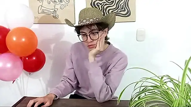 Norehg online show from November 4, 2025, 12:54 am