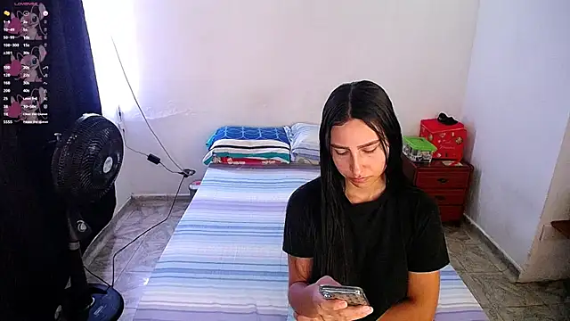 violeta rous online show from November 8, 2025, 6:29 pm