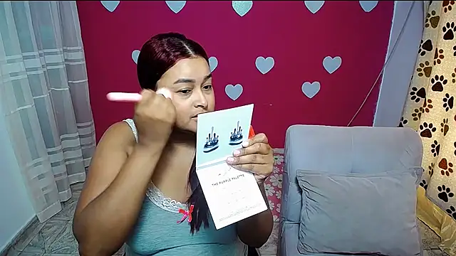Snapshot of violeta_rous chatting on April 18, 2026, 3:05 pm violeta rous online show from April 18, 2026, 3:05 pm