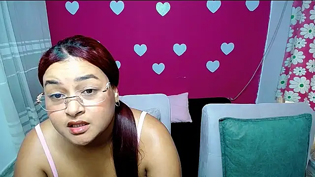 Snapshot of violeta_rous chatting on May 14, 2026, 3:30 pm violeta rous online show from May 14, 2026, 3:30 pm