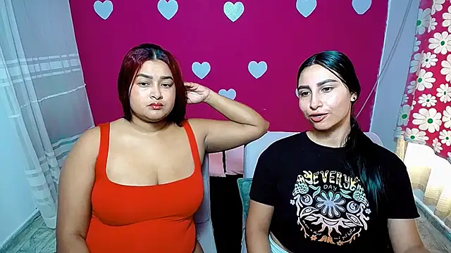 Snapshot of violeta_rous chatting on May 15, 2026, 3:52 pm violeta rous online show from May 15, 2026, 3:52 pm