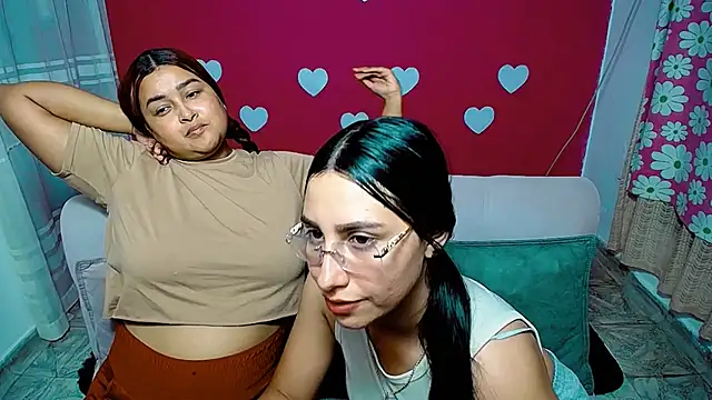 Snapshot of violeta_rous chatting on June 3, 2026, 3:20 am violeta rous online show from June 3, 2026, 3:20 am