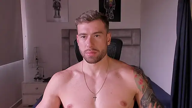 paul rogerr online show from October 18, 2025, 4:52 pm