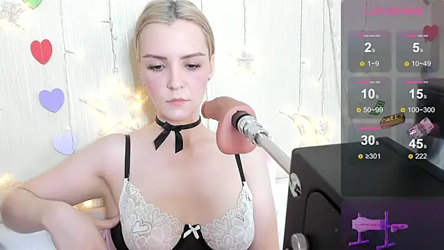 Kaya Devis online show from September 20, 2025, 4:46 am