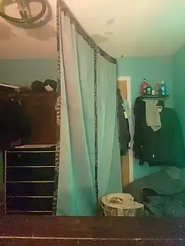 Snapshot of deepstroker42071 chatting on January 7, 2025, 9:18 am deepstroker42071 online show from January 7, 2025, 9:18 am