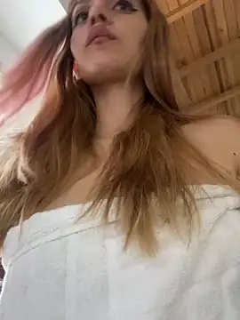 Snapshot of Pretty-10Woman chatting on September 28, 2025, 9:20 pm Pretty-10Woman online show from September 28, 2025, 9:20 pm