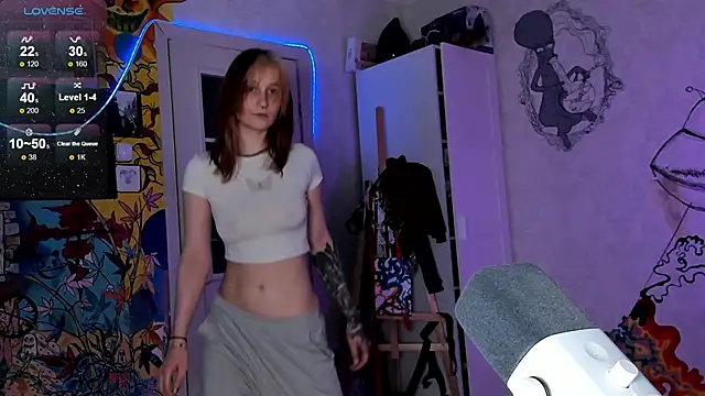 Sunny Mouse  online show from February 12, 2025, 6:30 pm