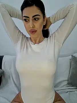 Snapshot of Flower_Pow3r chatting on March 1, 2025, 8:56 am Flower Pow3r online show from March 1, 2025, 8:56 am